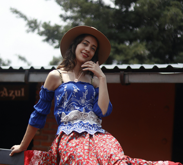 Penny Lee Tennessee Bee Strong Honeybee Necklace Jewelry