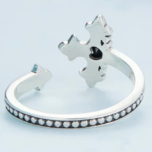 Thieve's Cross Silver Ring