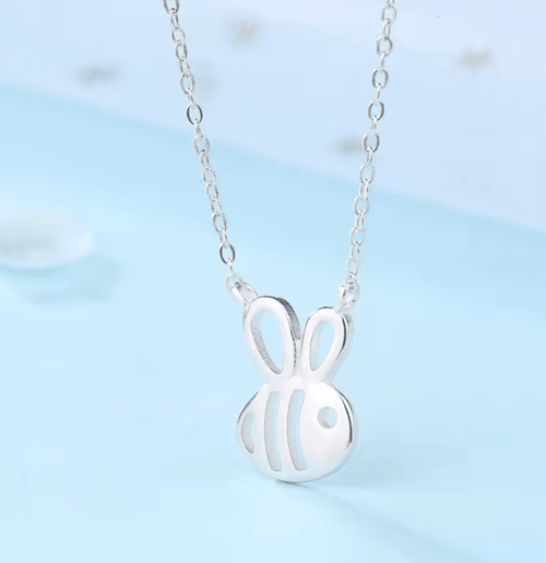 Polly - Sterling Silver Bumblebee Necklace - Penny Lee Tennessee